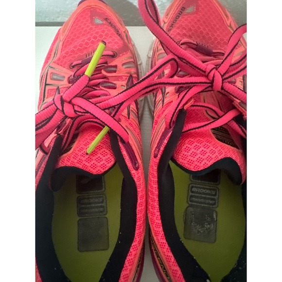 Brooks Transcend Running Shoes Women's Athletic Sneakers Hot Pink Comfort - Picture 6 of 9